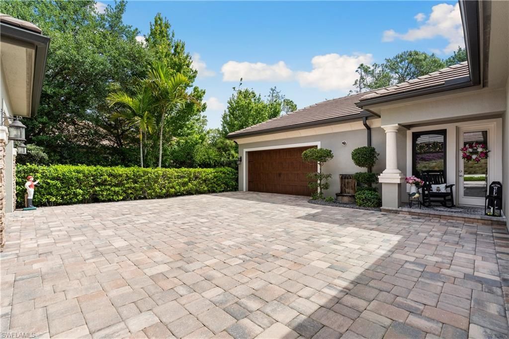 3987 Brynwood Dr , Naples, FL 34119 Photo