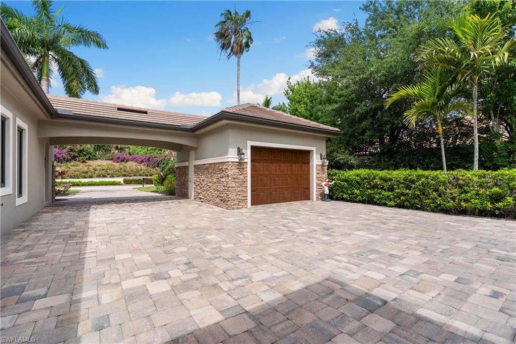 3987 Brynwood Dr , Naples, FL 34119 Photo