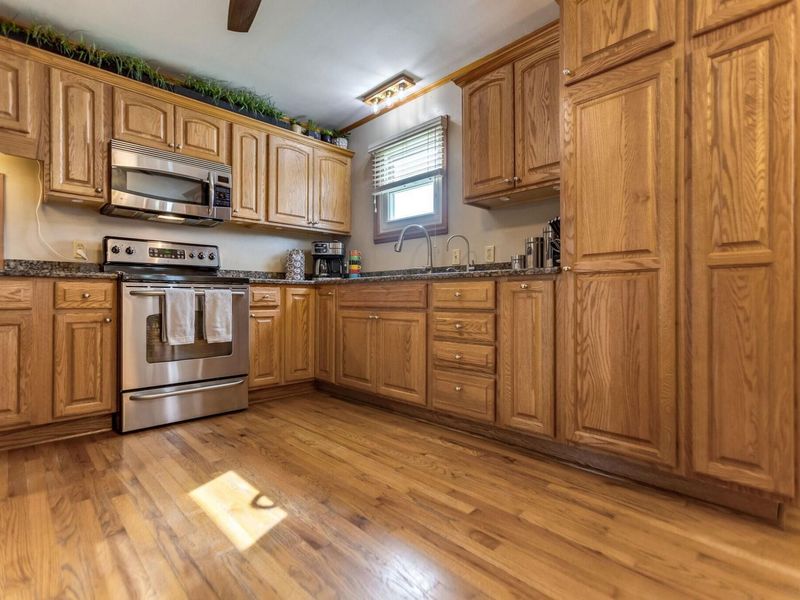 1989 Marion Road NW, Utica, OH 43080 Photo 3