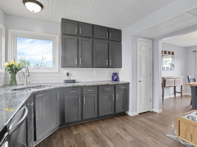 1984 Forestwind Drive, Grove City, OH 43123 Photo 10