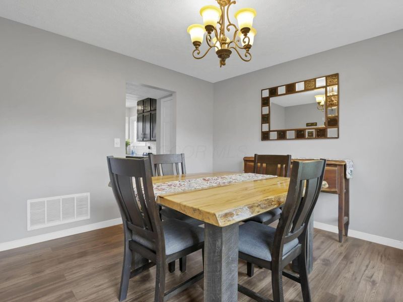 1984 Forestwind Drive, Grove City, OH 43123 Photo 18