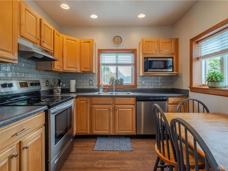 102 N Monroe Street, Christiansburg, OH 45389 Photo 11