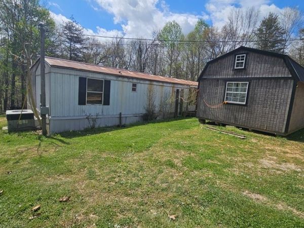 580 Captain Carter Rd , Spencer, TN 38585