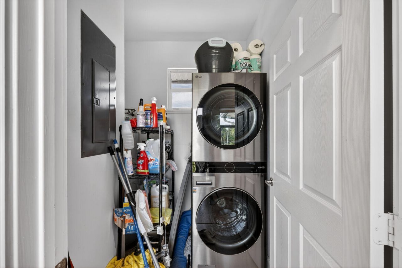 21 Oceanview Drive, Unit C, Ocean Ridge, FL 33435 Photo