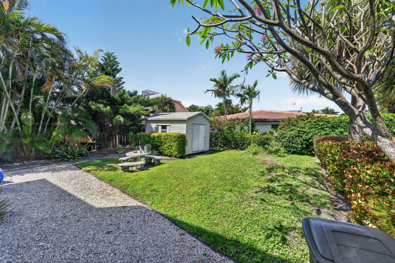 21 Oceanview Drive, Unit C, Ocean Ridge, FL 33435 Photo