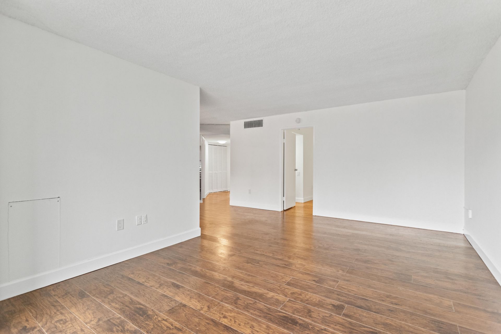 9091 Lime Bay Boulevard, Unit 210, Tamarac, FL 33321 Photo