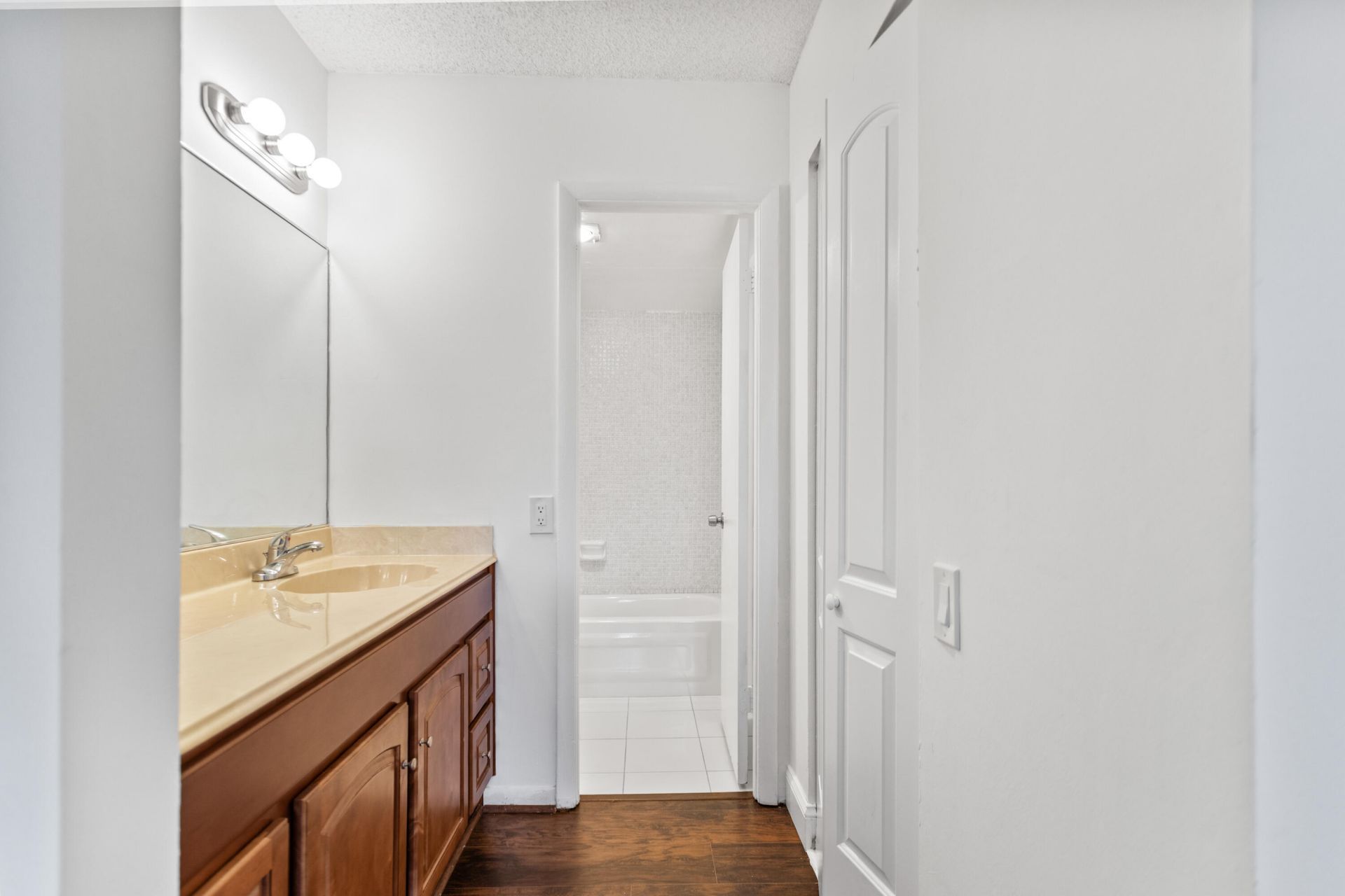 9091 Lime Bay Boulevard, Unit 210, Tamarac, FL 33321 Photo