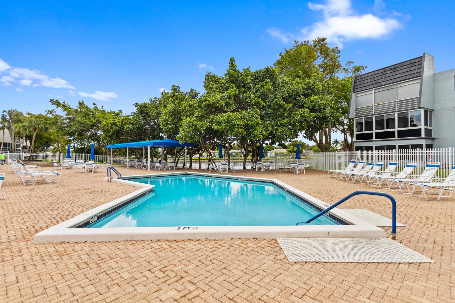 9091 Lime Bay Boulevard, Unit 210, Tamarac, FL 33321 Photo