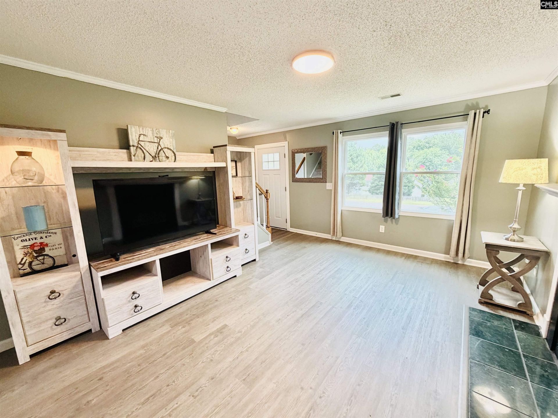 125 Silkworth Place Photo 10