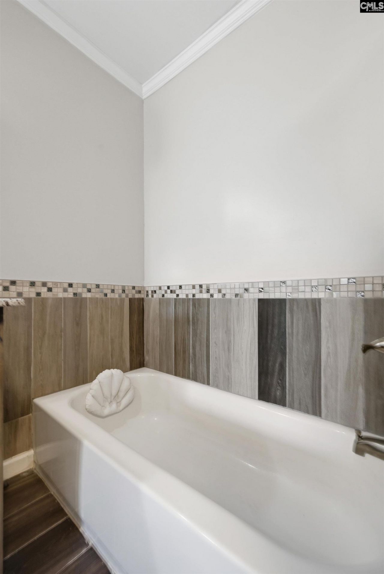 125 Silkworth Place Photo 24