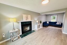 125 Silkworth Place photo 4