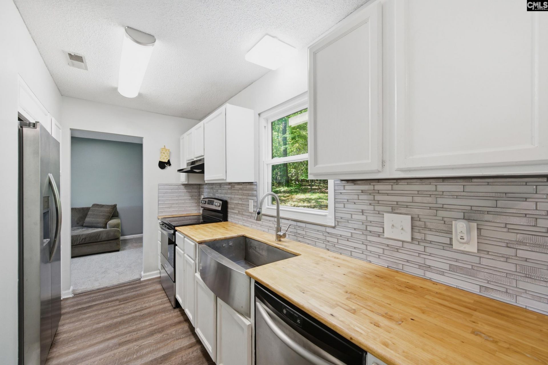 125 Silkworth Place  Photo 9