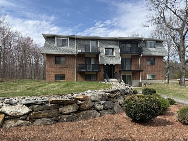 176 Maple Ave, Unit 4-34, Rutland, MA 01543