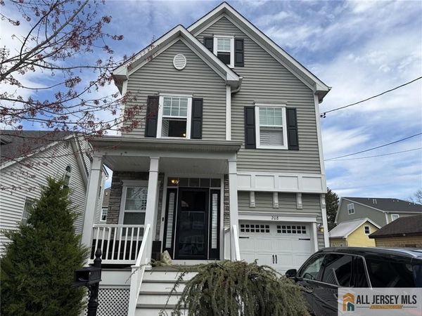 208 Harvard Avenue, Metuchen, NJ 08840