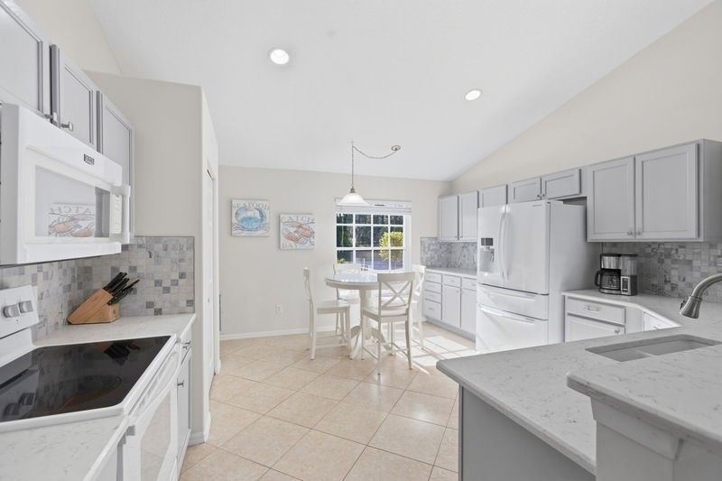 1746 Highland Drive Sw, Vero Beach, FL 32962 Photo