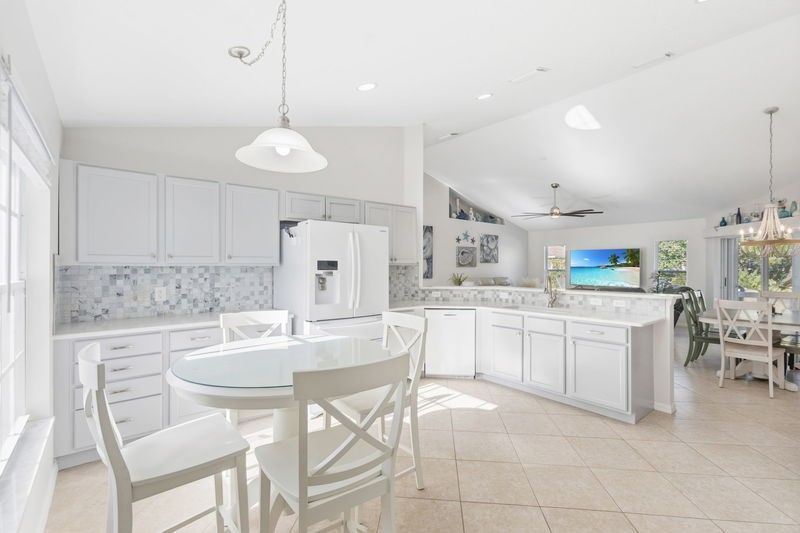 1746 Highland Drive Sw, Vero Beach, FL 32962 Photo