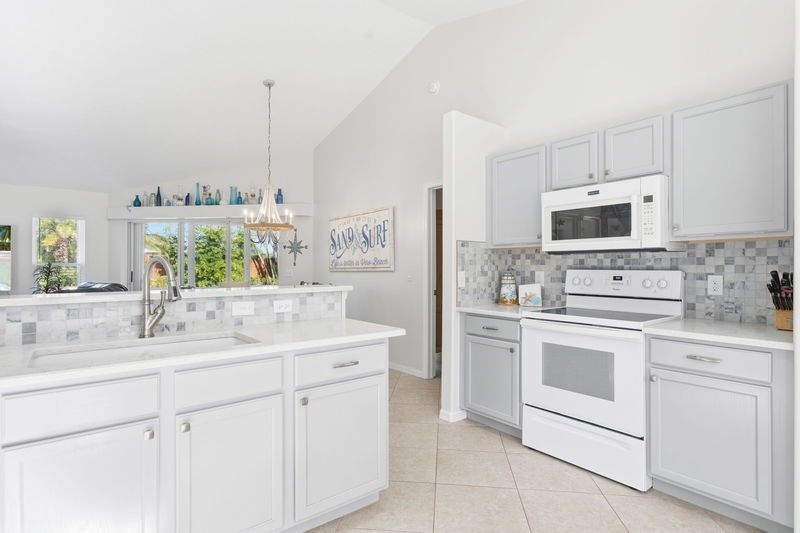 1746 Highland Drive Sw, Vero Beach, FL 32962 Photo