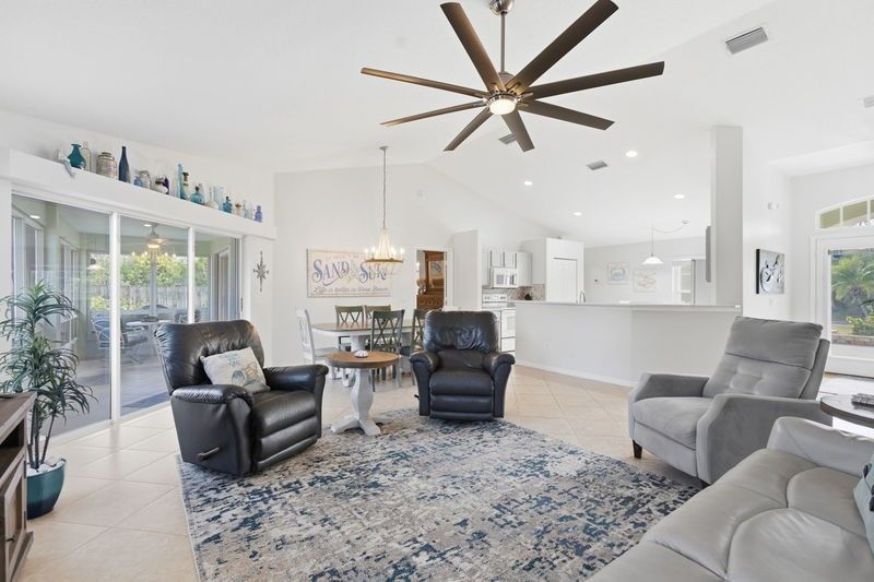 1746 Highland Drive Sw, Vero Beach, FL 32962 Photo