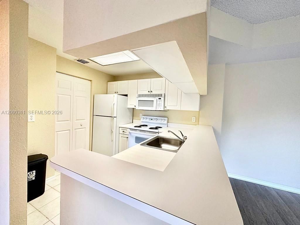 2812 Grande Pkwy , Unit 302, Palm Beach Gardens, FL 33410 Photo