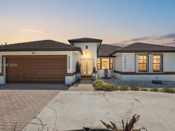 14802 SW 176th Ter, Miami, FL 33187