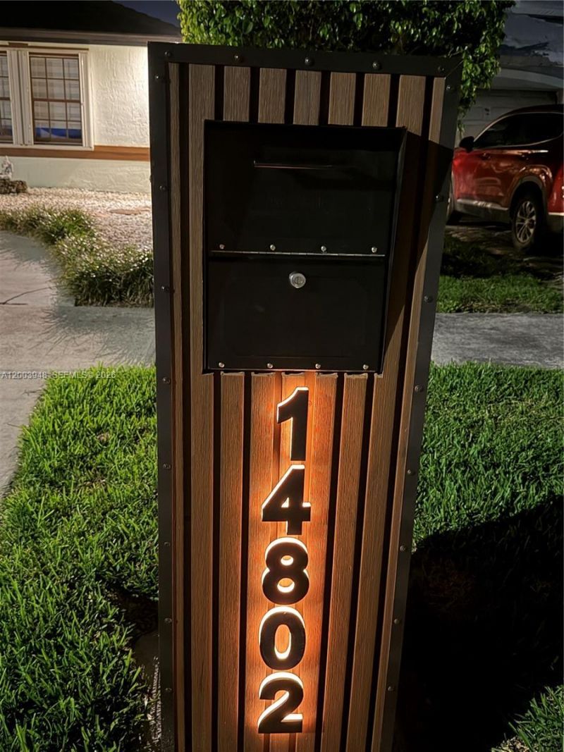 14802 SW 176th Ter, Miami, FL 33187 Photo