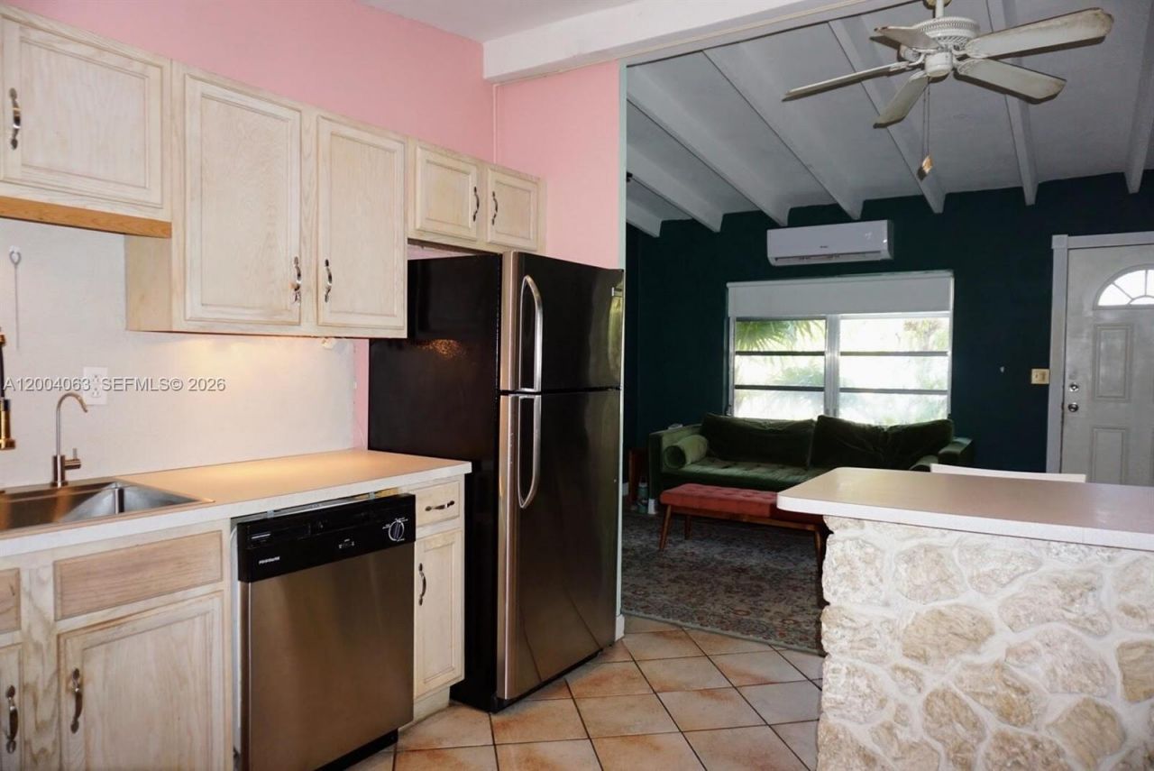 229 2nd Rd , Key Largo, FL 33037 Photo