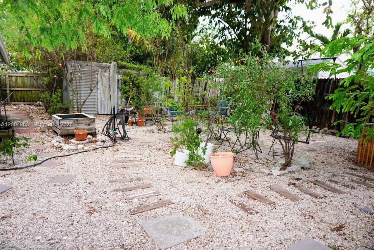 229 2nd Rd , Key Largo, FL 33037 Photo