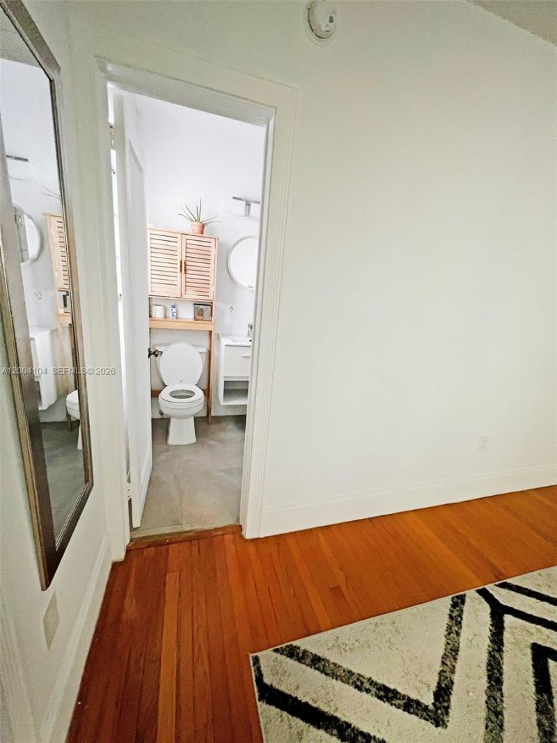 840 Lenox Ave, Unit 2, Miami Beach, FL 33139 Photo