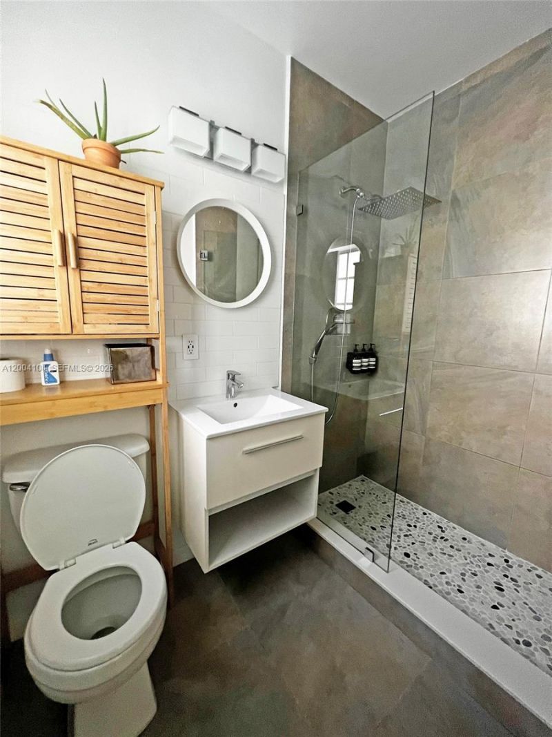 840 Lenox Ave, Unit 2, Miami Beach, FL 33139 Photo