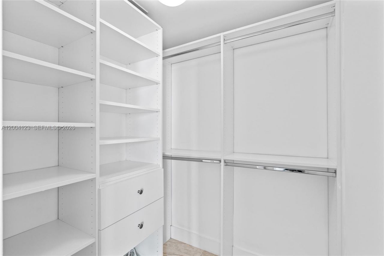 19400 Turnberry Way , Unit 1731, Aventura, FL 33180 Photo