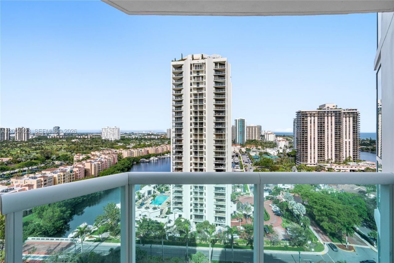 19400 Turnberry Way , Unit 1731, Aventura, FL 33180 Photo