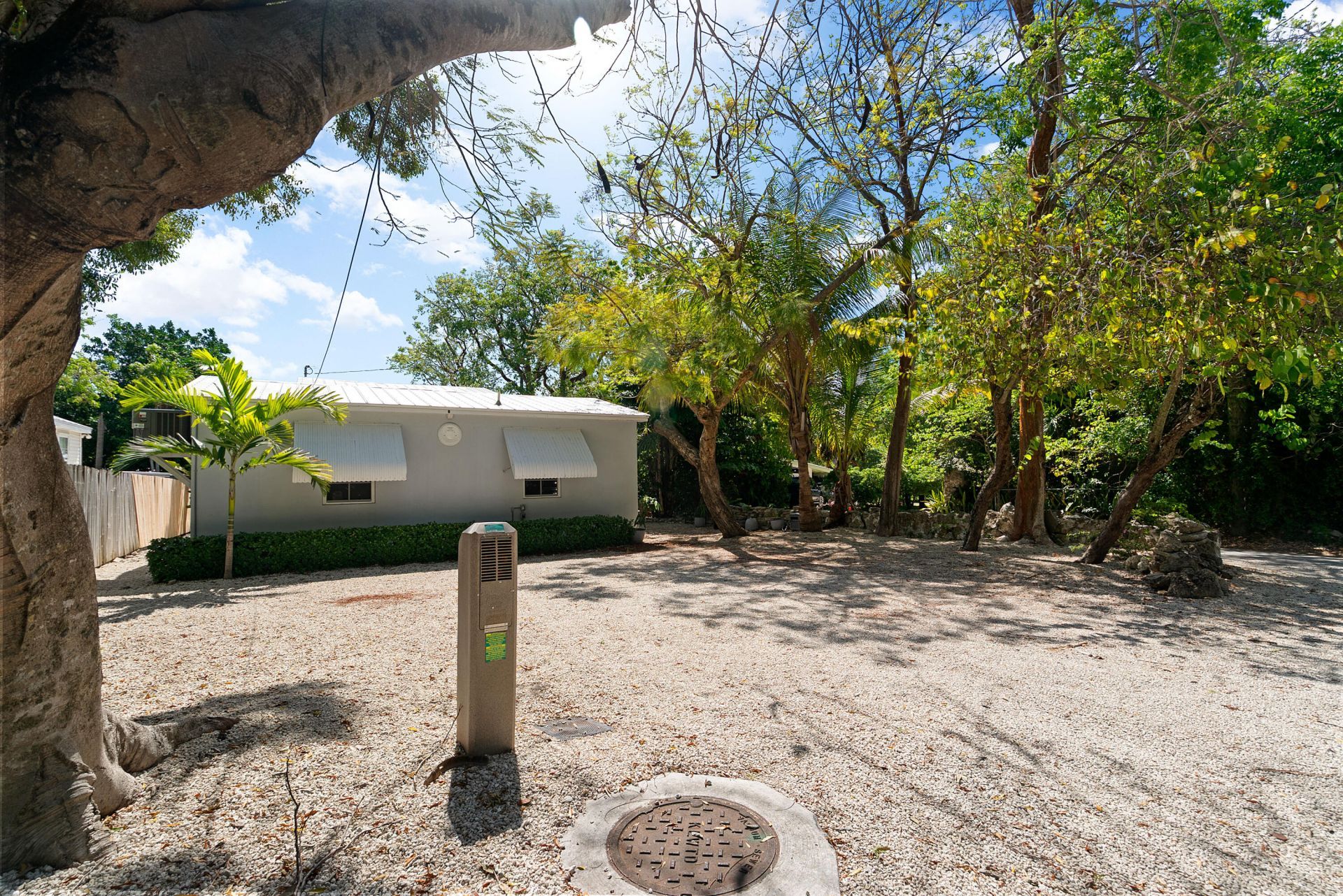 900 Oleander Road, Key Largo, FL 33037 Photo