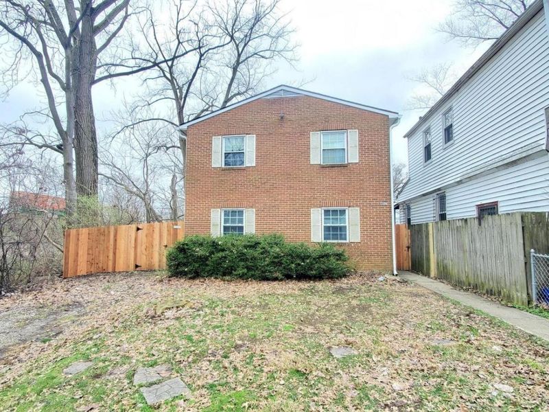 497 E Oakland Avenue, Columbus, OH 43202 Photo 1