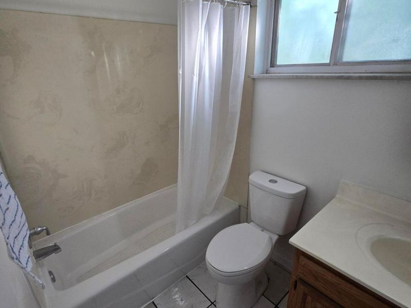 497 E Oakland Avenue, Columbus, OH 43202 Photo 16