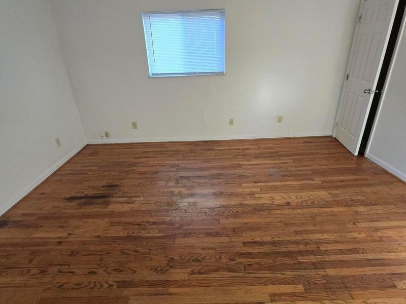 497 E Oakland Avenue, Columbus, OH 43202 Photo 6