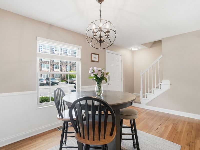 2565 Olde Hill Court S, Unit B, Columbus, OH 43221 Photo 21