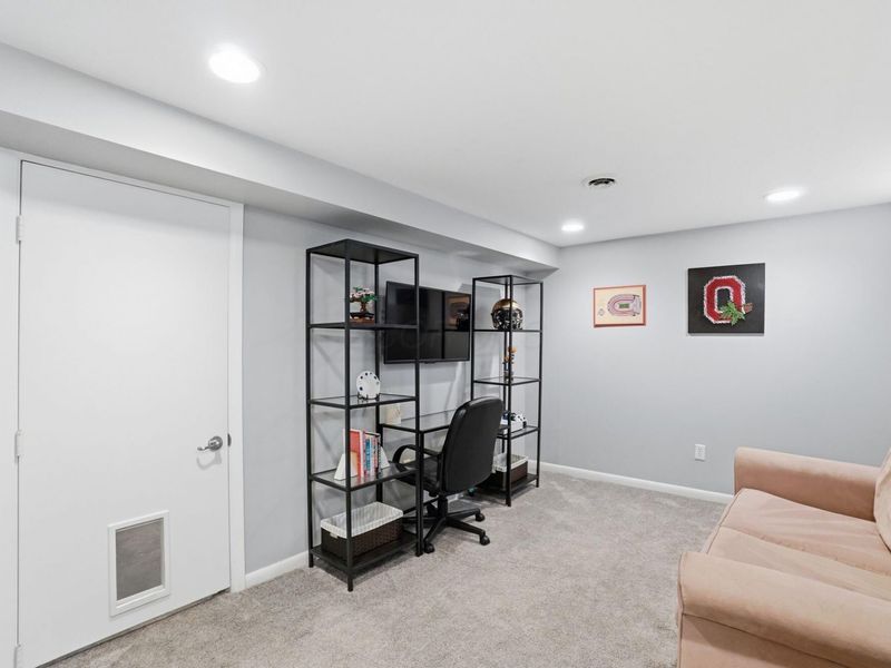 2565 Olde Hill Court S, Unit B, Columbus, OH 43221 Photo 41