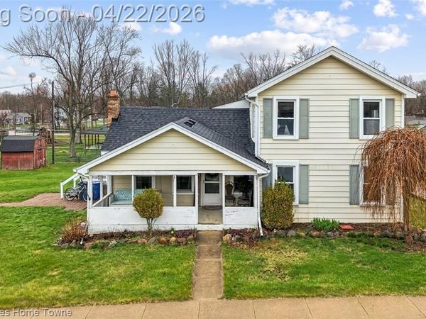 74485 Burk Street, Armada Vlg, MI 48005