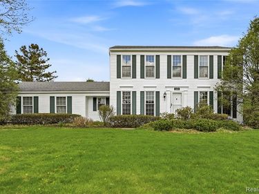 3464 Buckingham Trail, West Bloomfield Twp, MI 48323