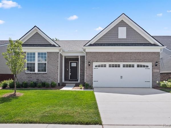 50260 Cromwell Street, CANTON, MI 48188