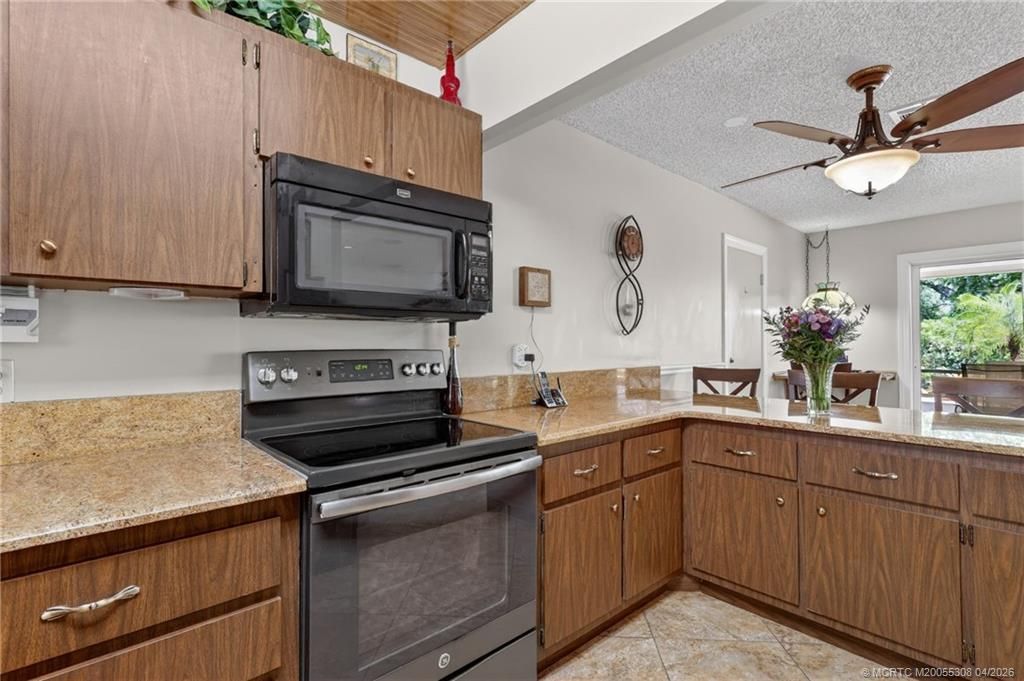 330 SW Winnachee Drive, Stuart, FL 34994 Photo