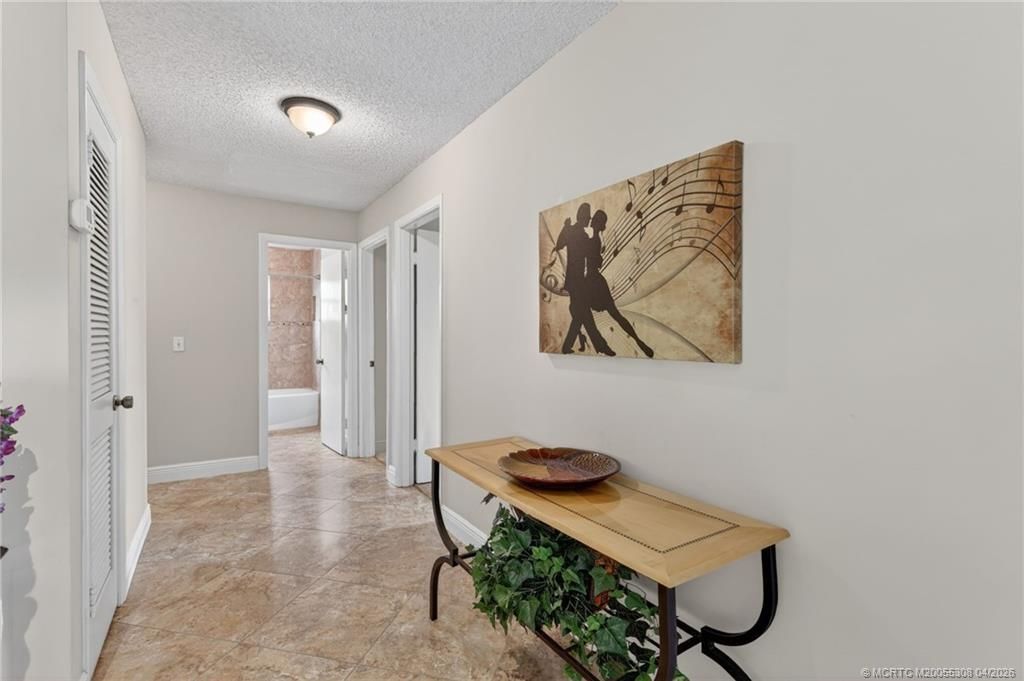 330 SW Winnachee Drive, Stuart, FL 34994 Photo