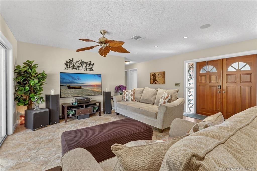 330 SW Winnachee Drive, Stuart, FL 34994 Photo