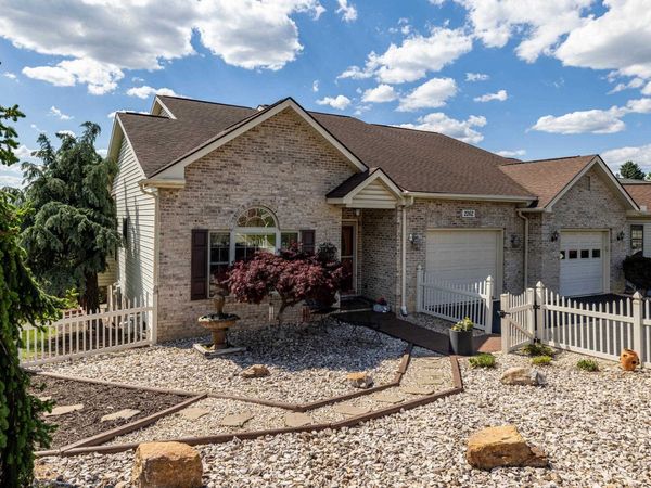 2262 LAKE TERRACE DR, HARRISONBURG, VA 22802