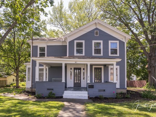 213 N Main Street , Sandwich, IL 60548