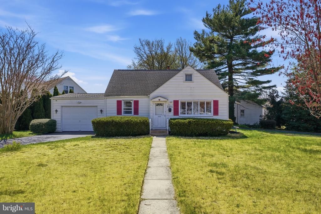 101 TRIMBLE BOULEVARD , BROOKHAVEN, PA 19015