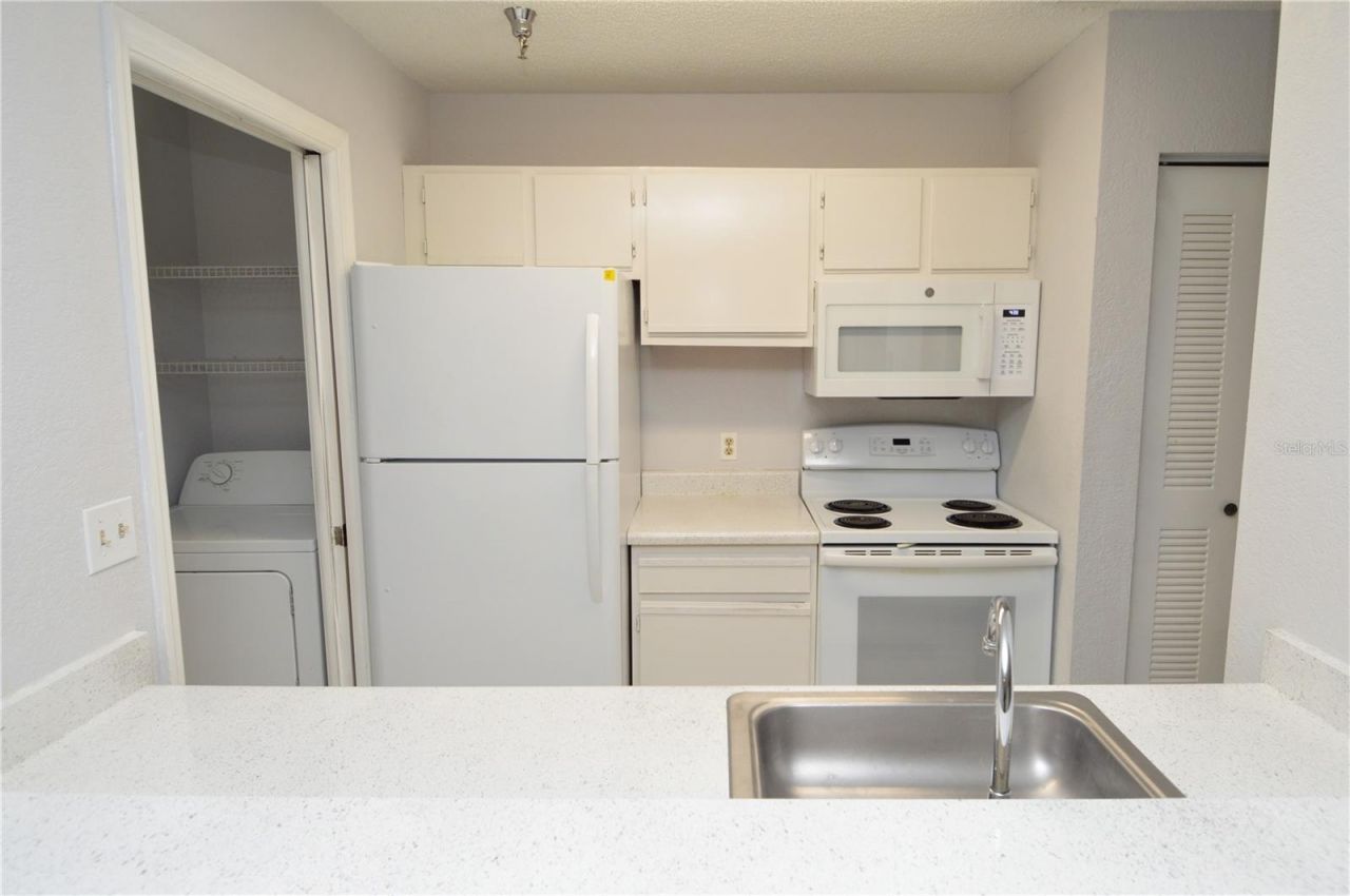 10265 Gandy Boulevard N, Unit 1511, Saint Petersburg, FL 33702 Photo