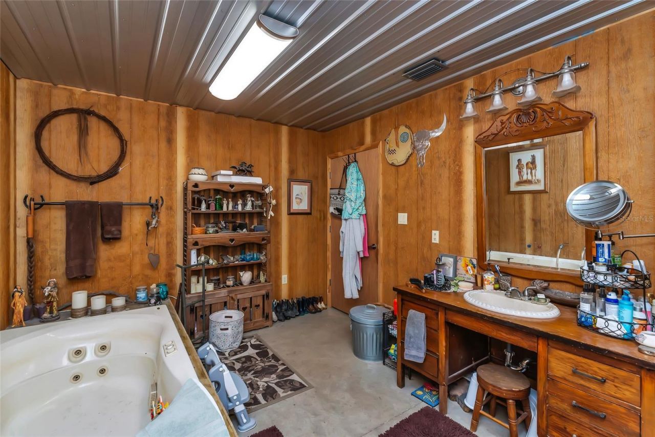 15750 Wilson Road, Sarasota, FL 34240 Photo