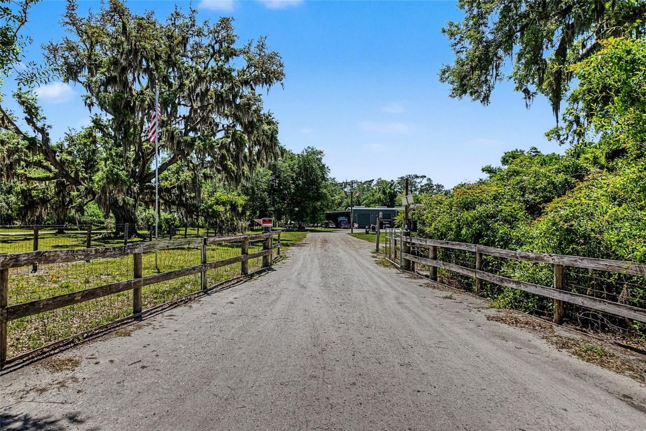 15750 Wilson Road, Sarasota, FL 34240 Photo