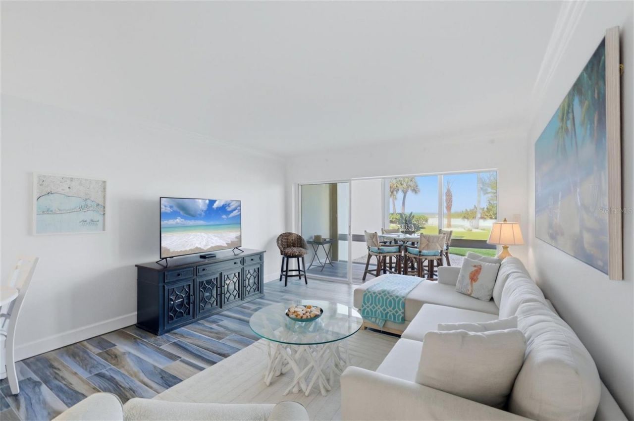 2110 Benjamin Franklin Drive , Unit 104, Sarasota, FL 34236 Photo
